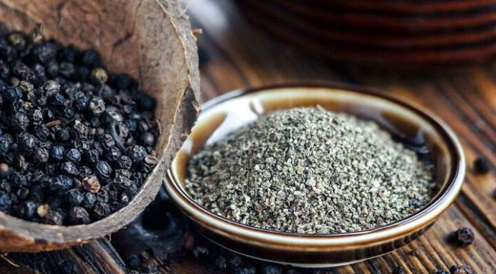 “The Magic of Black Peppercorns in Your Laundry: Unveiling an Ancient Secret”
