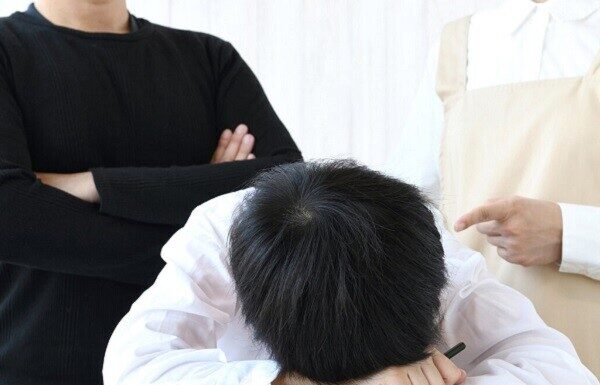 The Power of Words: When Parents Yell, These 5 Phrases Are Off-Limits