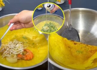 The Ultimate Guide to Mastering Crispy Vietnamese Pancakes at Home: Achieve the Perfect Crunch Without the Mess