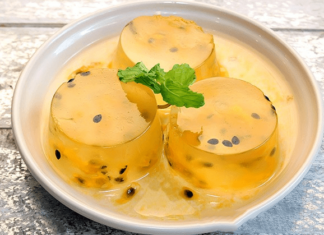 The Ultimate Summer Treat: 4 Delightful Fruit Jelly Desserts That Are Easy to Make and Naturally Colored