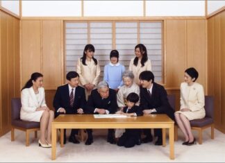 9 Royal Parenting Tips to Raise Your Child Like a Noble