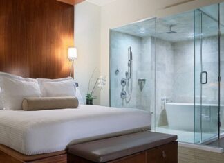 The Transparent Trend: Why Hotels are Daring to be Different with See-Through Bathrooms
