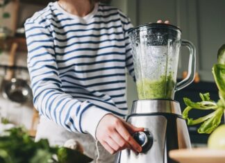 The Ultimate Guide to Buying a Blender: Avoiding the “4 Don’t Buys”