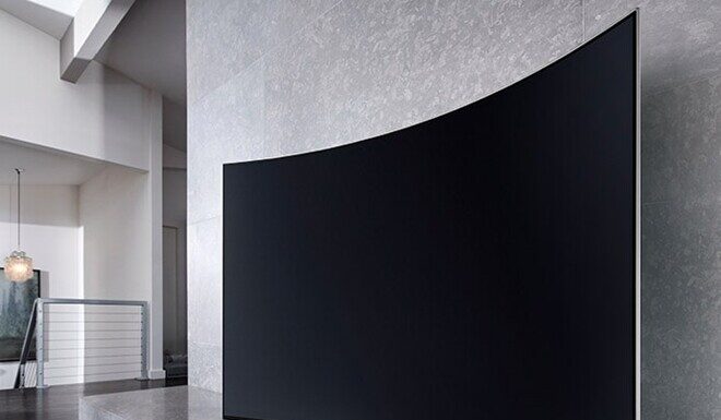 The Great TV Conundrum: Why Are Curved Screens Falling Out of Favor?