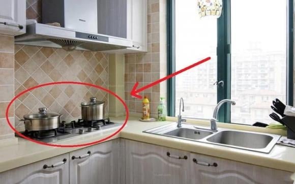 The Ancient’s Admonition: “A Kitchen Shouldn’t Face These 3 Directions, Nor a Bed Be Placed in These 3 Spots.”