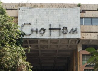 The Market in Hanoi’s Bustling District: An 80-Year Legacy of Selling a Single Specialty