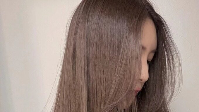 The Ultimate Guide to Hair Color: 4 Shades That Give the Illusion of a Slimmer Face