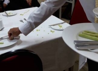 Why Do Buffet Staff Keep Clearing Your Plates? The Reason May Surprise You