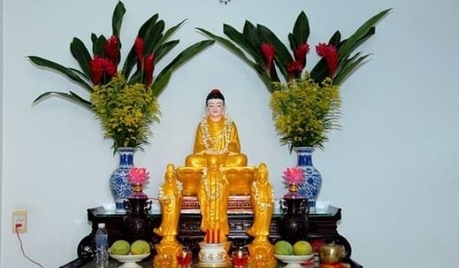 The Art of Incense and Floral Arrangements: Unveiling the Secrets of Ancestral Wealth.