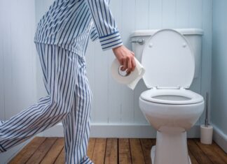The 3 Tell-Tale Signs of Longevity: What Your Bathroom Breaks Say About Your Health