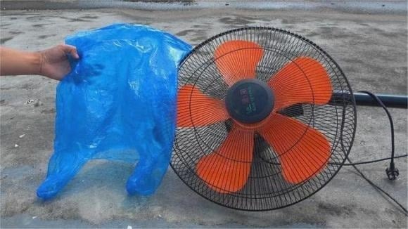The Ultimate Guide to Fan Cleaning: A Quick and Easy Hack to Get Your Fan Sparkling Without Dismantling It