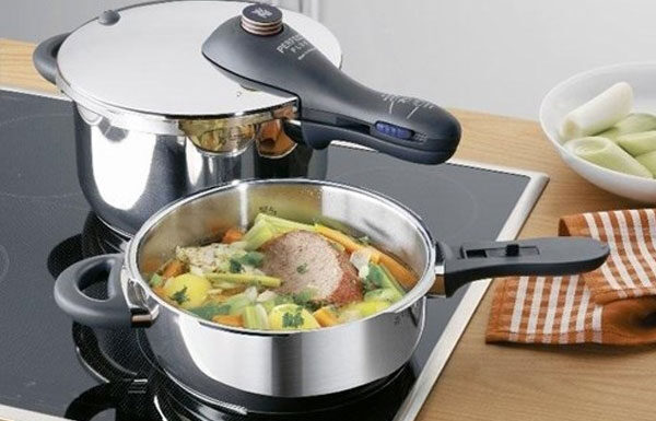 “The Dangers of Misusing Stainless Steel Cookware: How Incorrect Usage Can Affect Durability and Aesthetics”