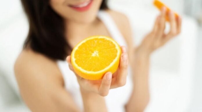 “The Magic of Daily Orange Consumption: Achieving a Slimmer Waistline”