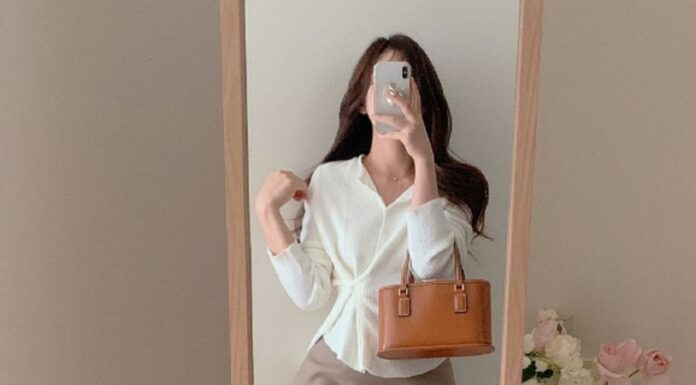 The Ultimate Knitwear Style to Flatter Your Figure and Cinch Your Waist