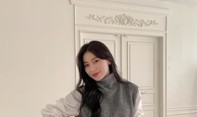 The Ultimate Guide to Layering: 4 Fresh Ways to Style Your Knitwear and Stand Out in the Cold