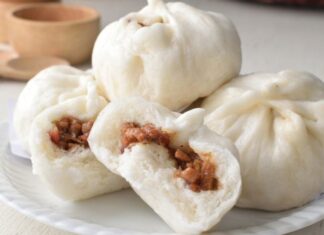 The Secret to Soft and Fluffy Steamed Buns: An Extra Step for Delicious Results