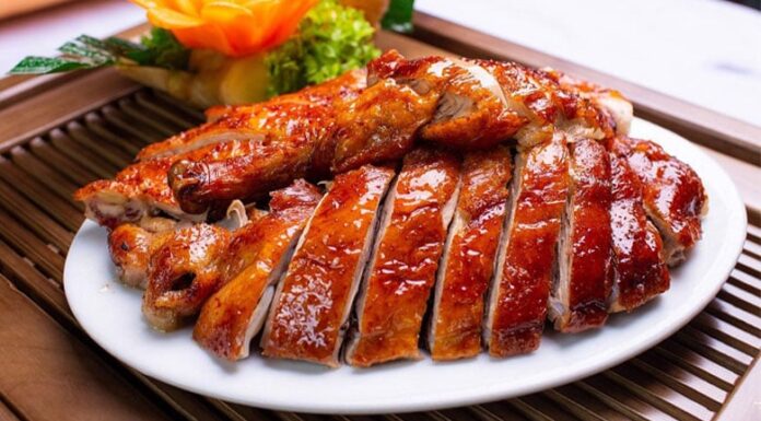 The Ultimate Guide to Making Delicious Roasted Duck: A Memorable Culinary Experience
