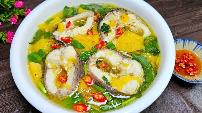 The Perfect Sour and Spicy Snakehead Fish Soup: A Delicious Vietnamese Dish That You’ll Never Get Tired Of