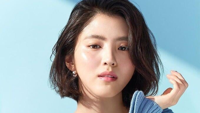 “Han So Hee’s Secret to Glowing Skin: Unveiling Her Dietary Sources of Collagen”