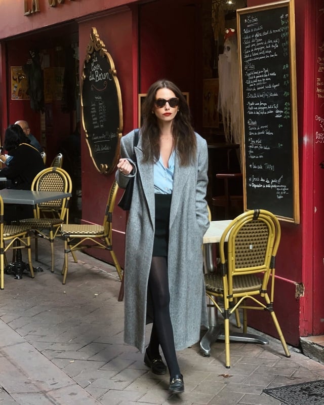 The Ultimate Guide to Mastering the French Chic Look: Skirt Edition