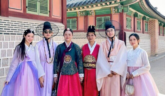 The Perfect Itinerary: Midu and her Husband’s Extravagant Adventure in Seoul
A month-long journey from China to South Korea, exploring the vibrant city of Seoul and its hidden gems, including a visit to the filming location of the famous drama, *Story of Yanxi Palace*.