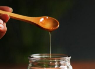 The Ultimate Guide to Luscious Locks: 2 Hydrating Formulas for Soft, Shiny, and Healthy Hair