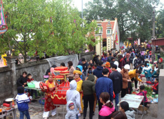 The 400-Year-Old Market in Hai Duong Where Haggling is a “Unspoken Rule” for a Unique Reason