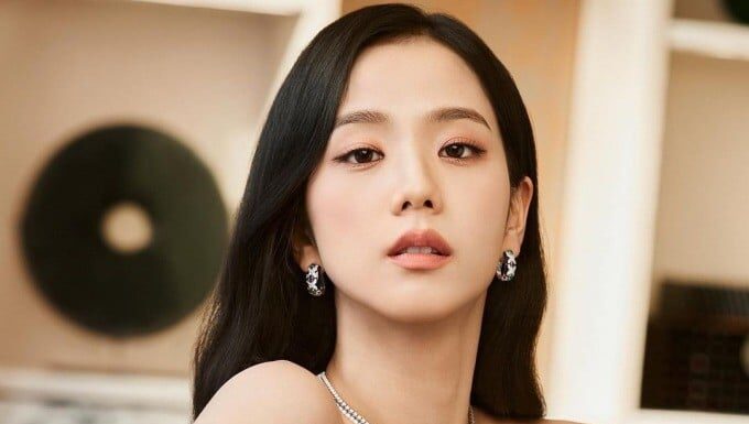 The World’s Most Beautiful Female Star of 2024: Jisoo’s Radiant Reign