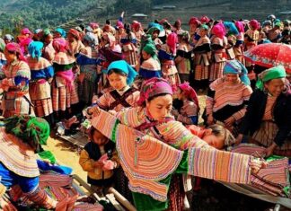 The Ultimate Guide to Ha Giang’s Unique “Cho Lui” Market: Why Bargaining is a Big No-No for Shoppers