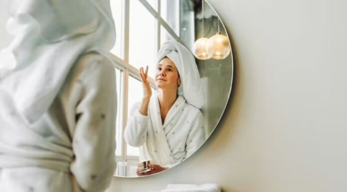 5 Winter Skin-Saving Tips for a Healthy, Glowing Complexion Without Breaking the Bank