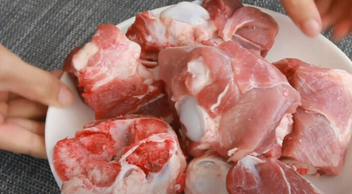 The Ultimate Guide to Bone Broth: A Quick, Clear and Delicious Brew