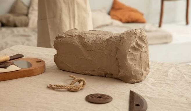 7 Ingenious Ways to Use Clay for Household Chores and Family Care