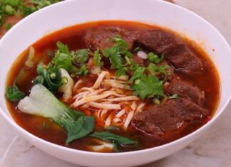 The Ultimate Guide to Taiwan’s Top 4 Noodle Dishes: A Tasty Adventure