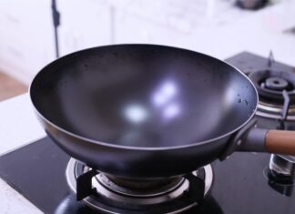 The Ultimate Guide to Buying Pots and Pans: Why You Should Always Go for the Set of 6, Not 2!