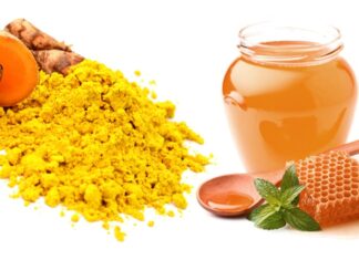 The Golden Elixir: A Guide to Turmeric and Honey Without the Stains