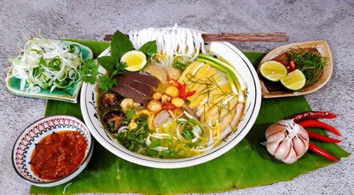 The Ultimate Guide to Cooking Delicious Pho Ga: Achieving That Authentic 5-Star Restaurant Taste at Home