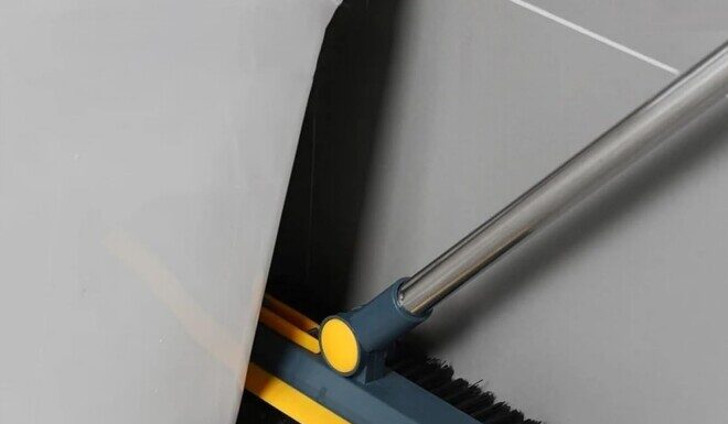 The Ultimate Guide to a Spotless Bathroom: 6 Must-Have Tools Revealed