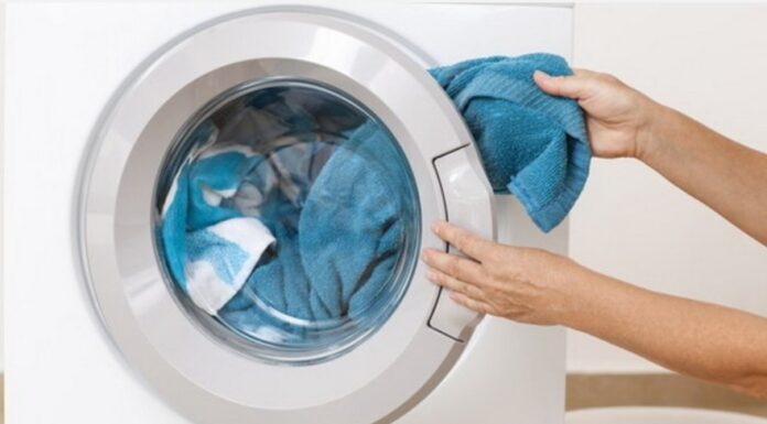 The Ultimate Guide to Drying Clothes in the Rainy Season: 6 Tips to Prevent That Musty Smell