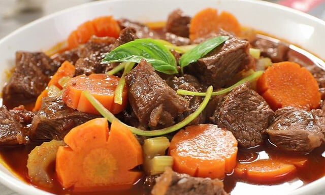 The Ultimate Guide to Cooking Beef Stew in Red Wine Sauce: An Unforgettable Flavor Sensation