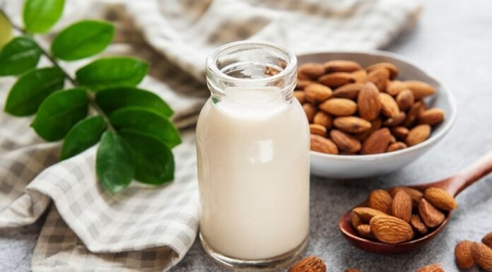 The Ultimate Guide to Neutralizing Garlic Breath: No Toothbrush Needed