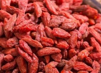 The Ultimate Beauty Boost: 5 Powerful Herbs for a Radiant You, Including the Esteemed “Queen Ginseng”