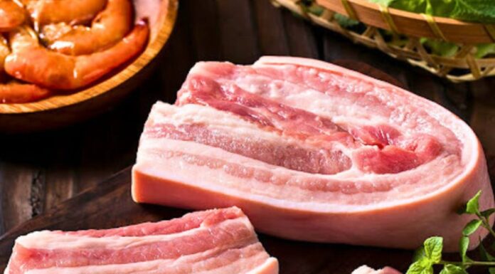 The Ultimate Guide to Tender Braised Pork Belly: A Mouth-Watering, Rice-Devouring Delight