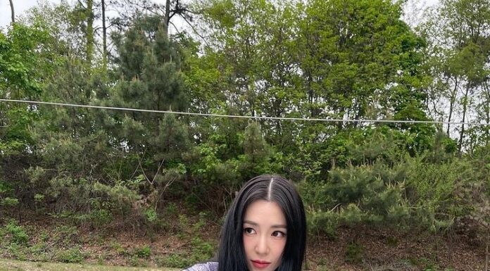 6 Haircuts That Perfectly Complement a Long Fringe and Enhance Your Features