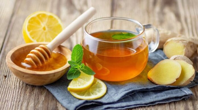 The Ultimate Guide to Preparing Ginger Honey Tea: A Warming and Healthy Beverage for Chilly Days