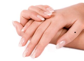 Unlocking the Doors to Wealth: The 5 Palm Lines of Prosperity