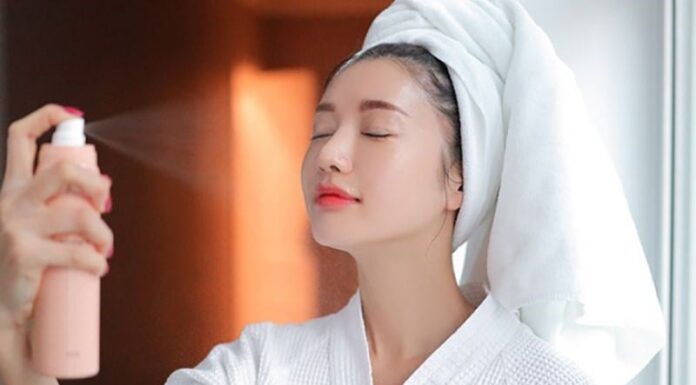 The Hidden Dangers of Facial Mist: 5 Common Mistakes and Their Beauty Blunders