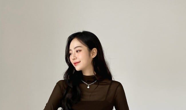 The Top 4 Sheer Shirts that are Taking Over: A Trend to Watch This Year