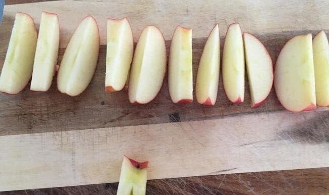 The Secret to Crisp and Juicy Apples: A Guide to Keeping Your Fruit Fresh All Day Long