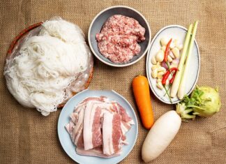 The Ultimate Guide to Making Delicious Hanoi-Style Vermicelli and Grilled Pork at Home: A Super Simple Recipe