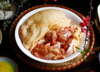 Turkey Sausage with Shiitake Mushrooms: A Nostalgic Taste of Traditional New Year Flavors.